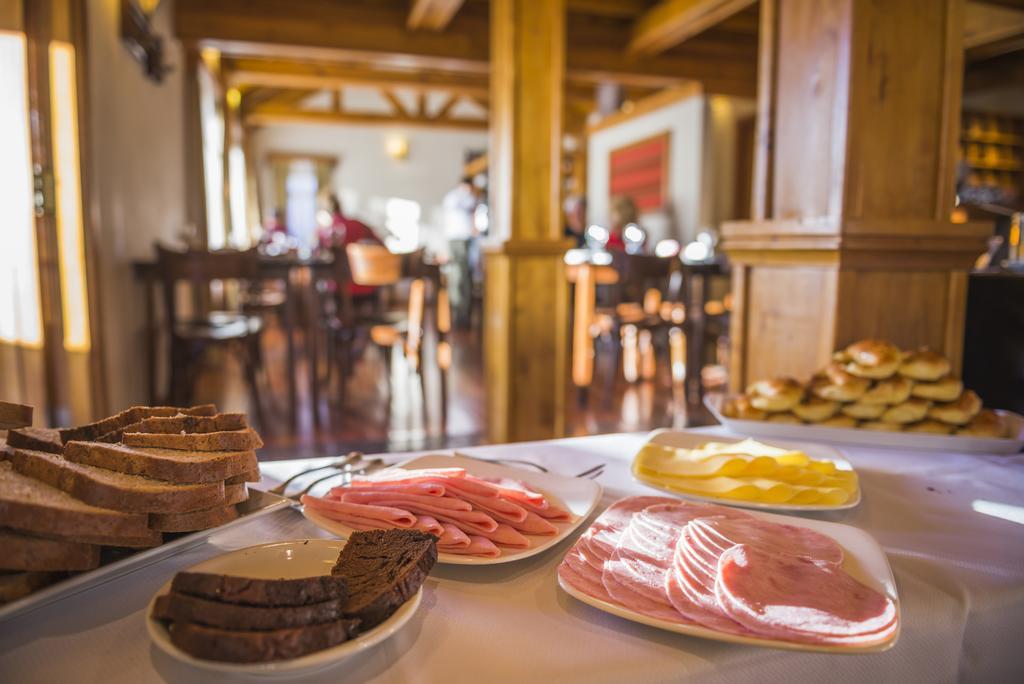 Hosteria Senderos El Chalten Exteriör bild
